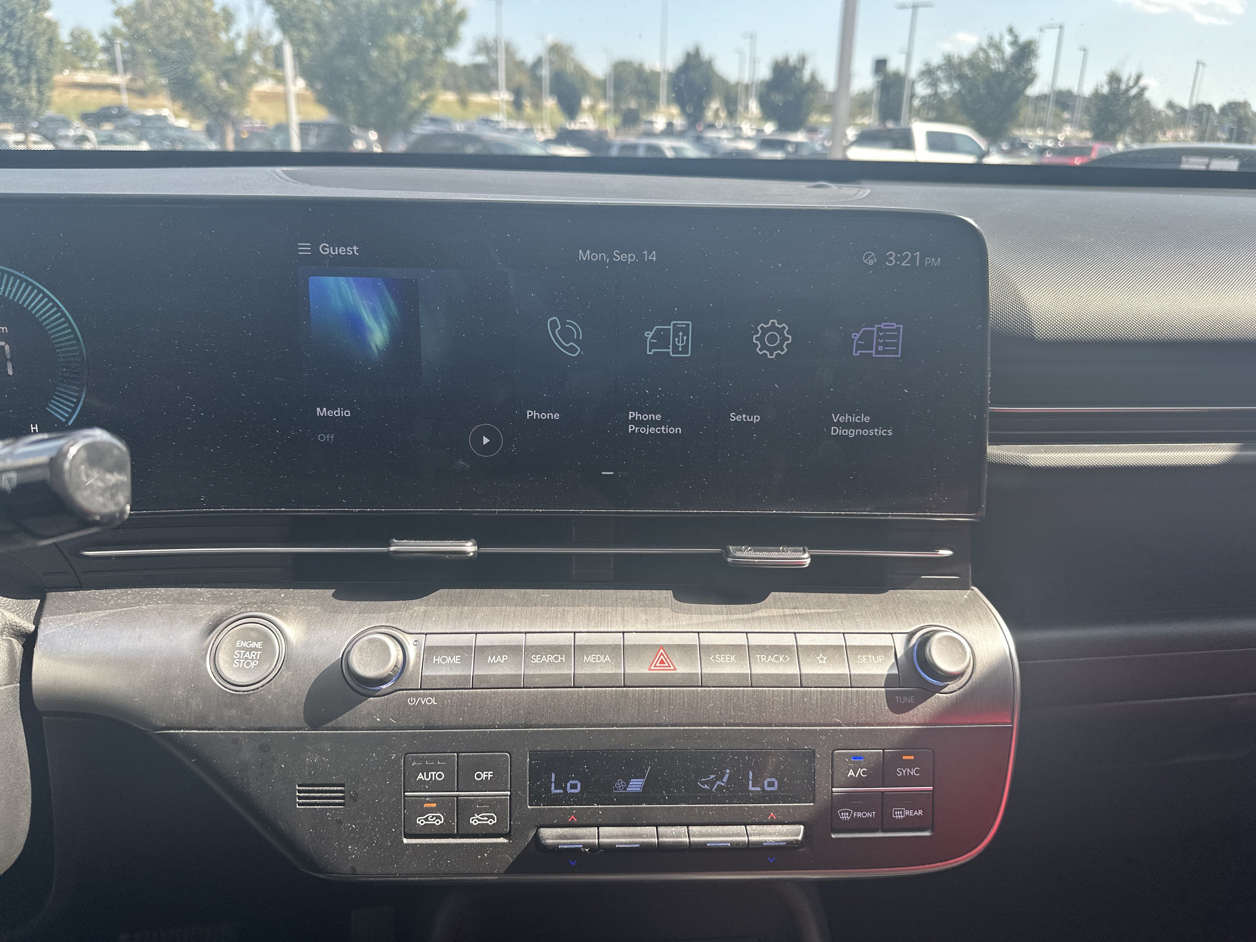 Used 2024 Hyundai Kona SEL AWD/4WD image 22