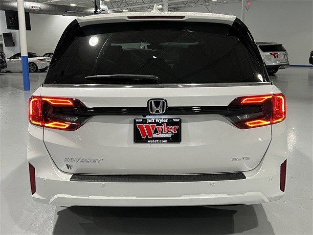 New 2026 Honda Odyssey Elite image 11