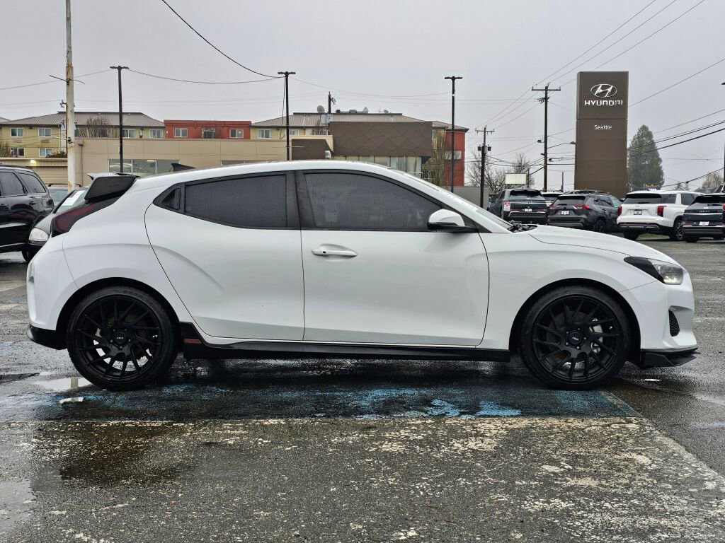 Used 2020 Hyundai Veloster Turbo image 8
