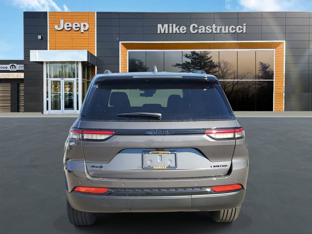 New 2025 Jeep Grand Cherokee Limited w/ Black Appearance Package image 4