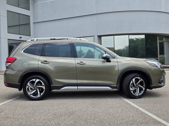 Used 2024 Subaru Forester Touring AWD/4WD image 27