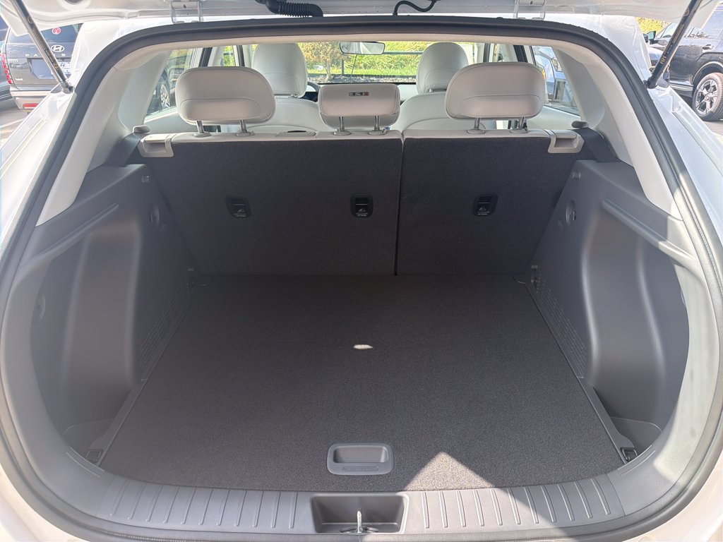 New 2027 Hyundai Kona SE FWD image 31