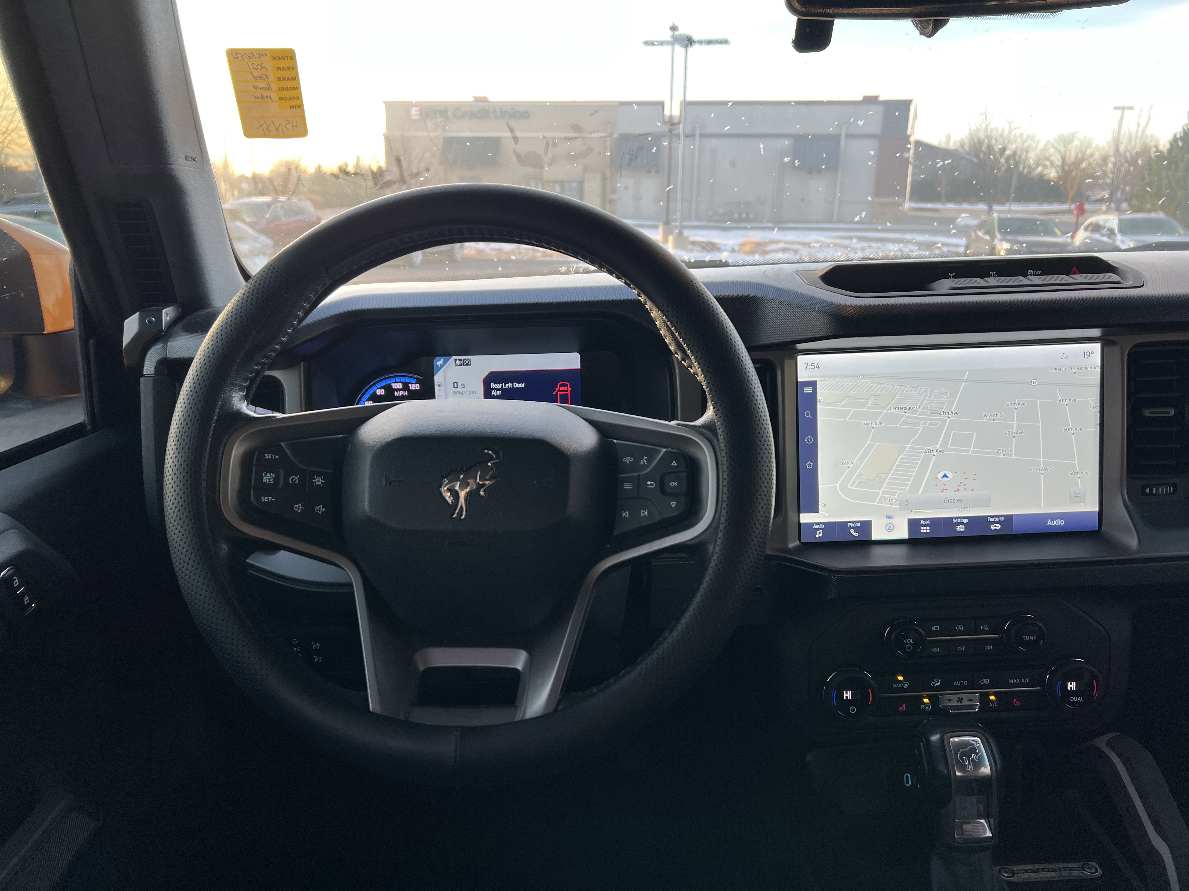 Used 2021 Ford Bronco Outer Banks image 2