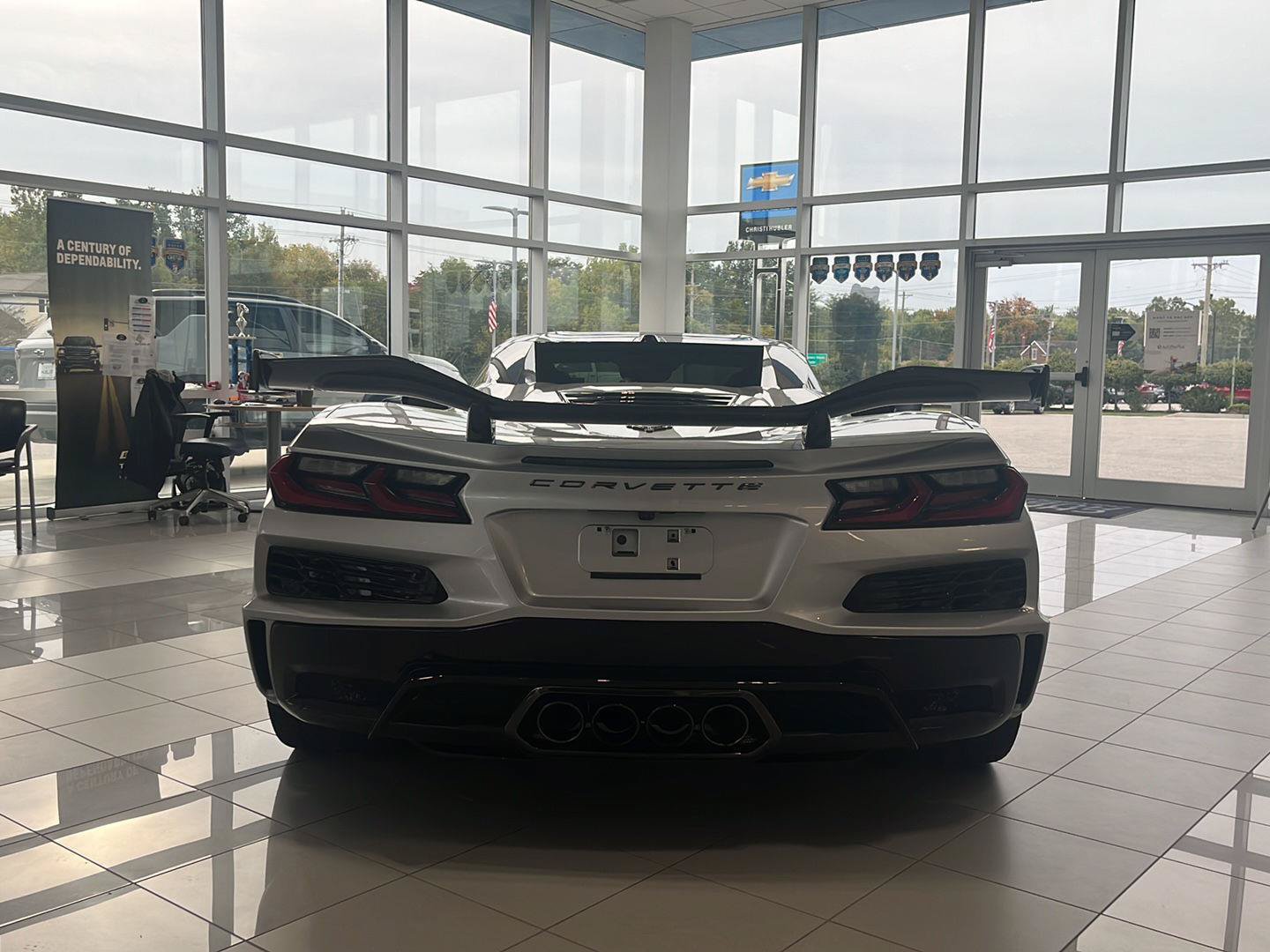 Used 2026 Chevrolet Corvette Z06 RWD image 4