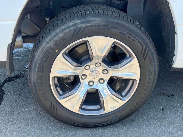 Used 2024 RAM 1500 Laramie AWD/4WD image 9