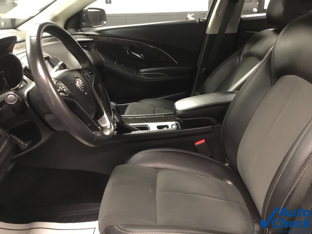 Used 2016 Buick LaCrosse FWD image 23