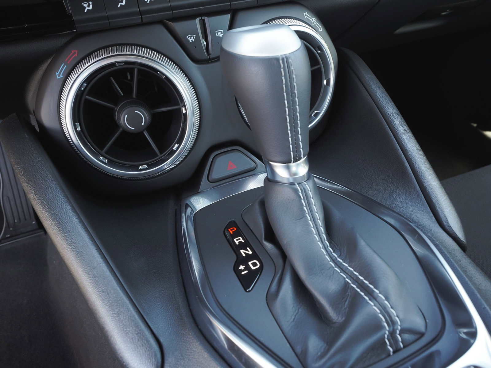 Used 2023 Chevrolet Camaro LT w/ RS Package image 27