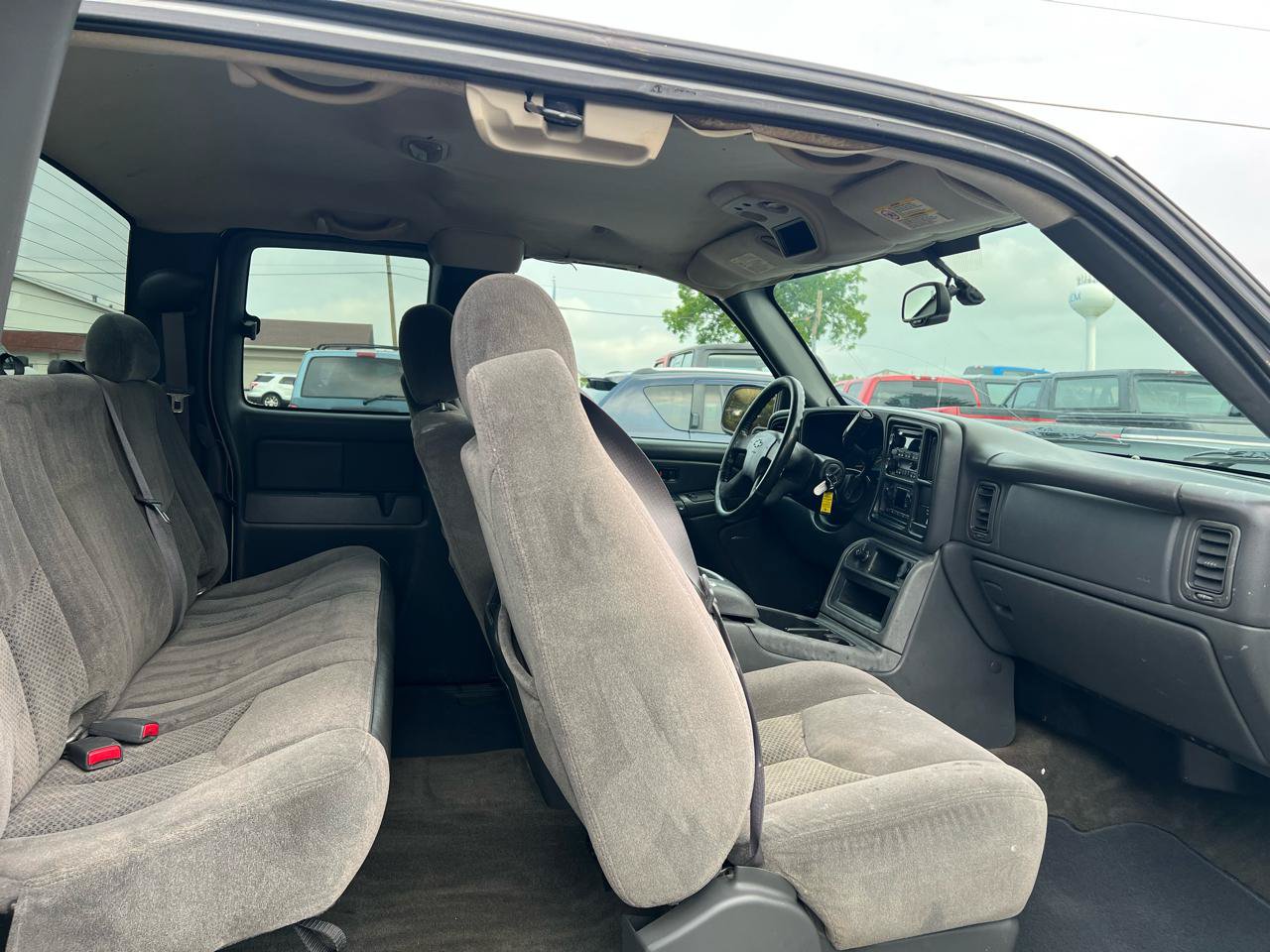 Used 2006 Chevrolet Silverado 2500 LT RWD image 12