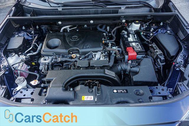 Used 2020 Toyota RAV4 XLE Premium AWD/4WD image 38