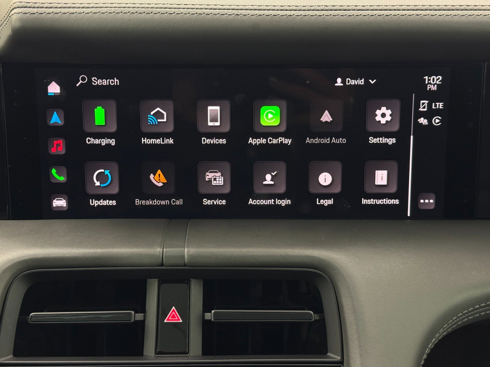 Used 2020 Porsche Taycan 4S w/ Premium Package image 29