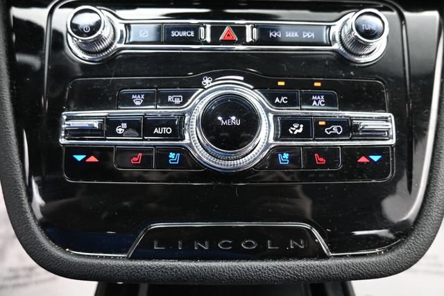 Used 2021 Lincoln Corsair AWD w/ Equipment Group 101A image 22