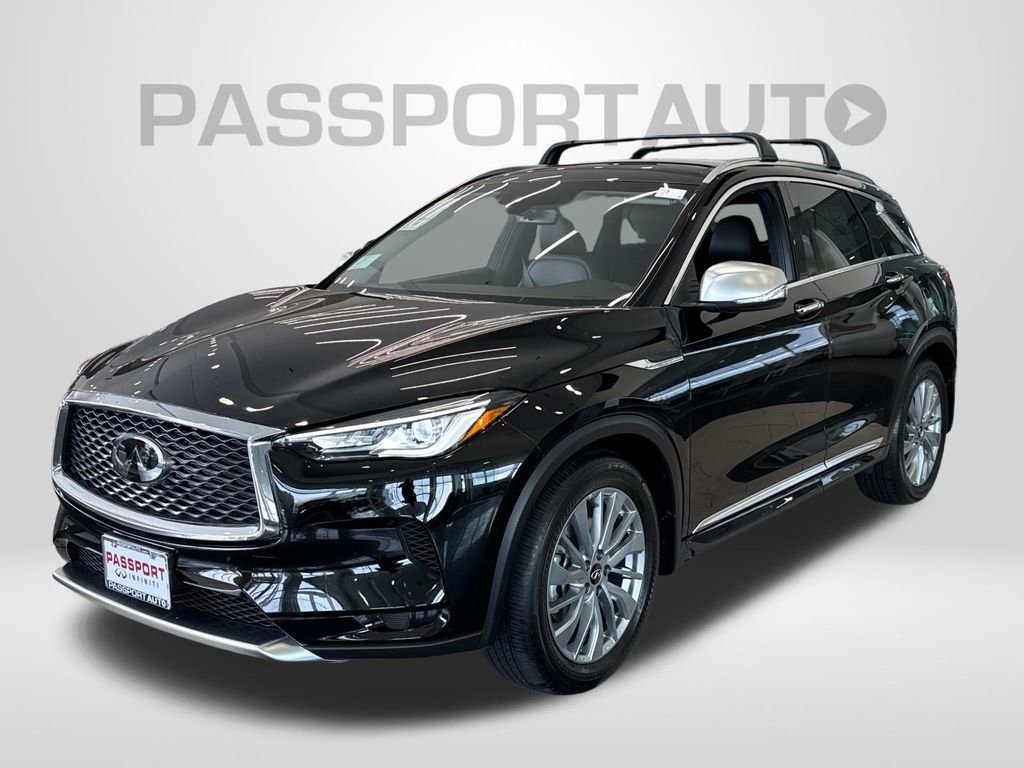 New 2025 INFINITI QX50 Luxe w/ Accent Package