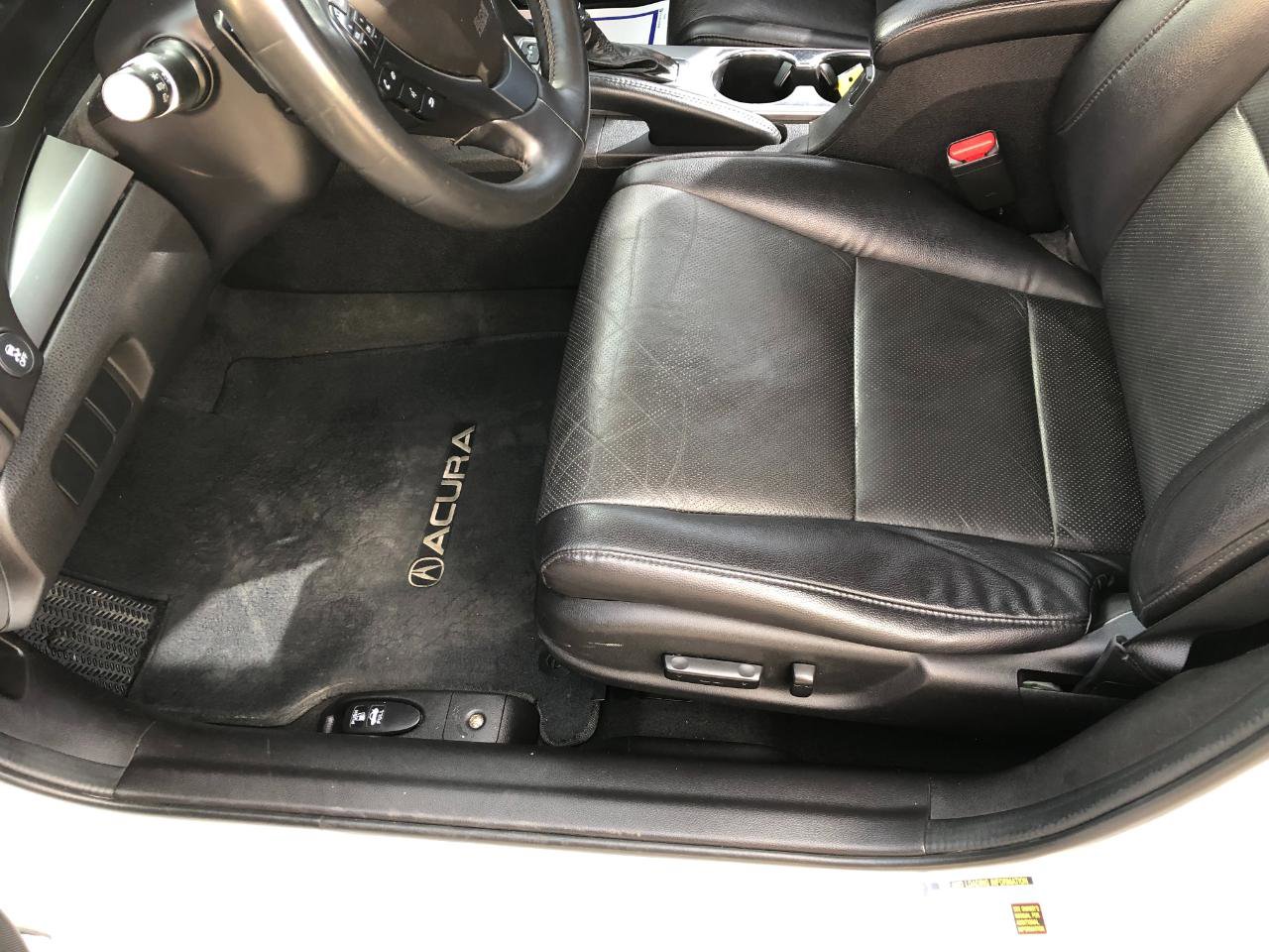 Used 2015 Acura ILX 5-Spd AT image 12