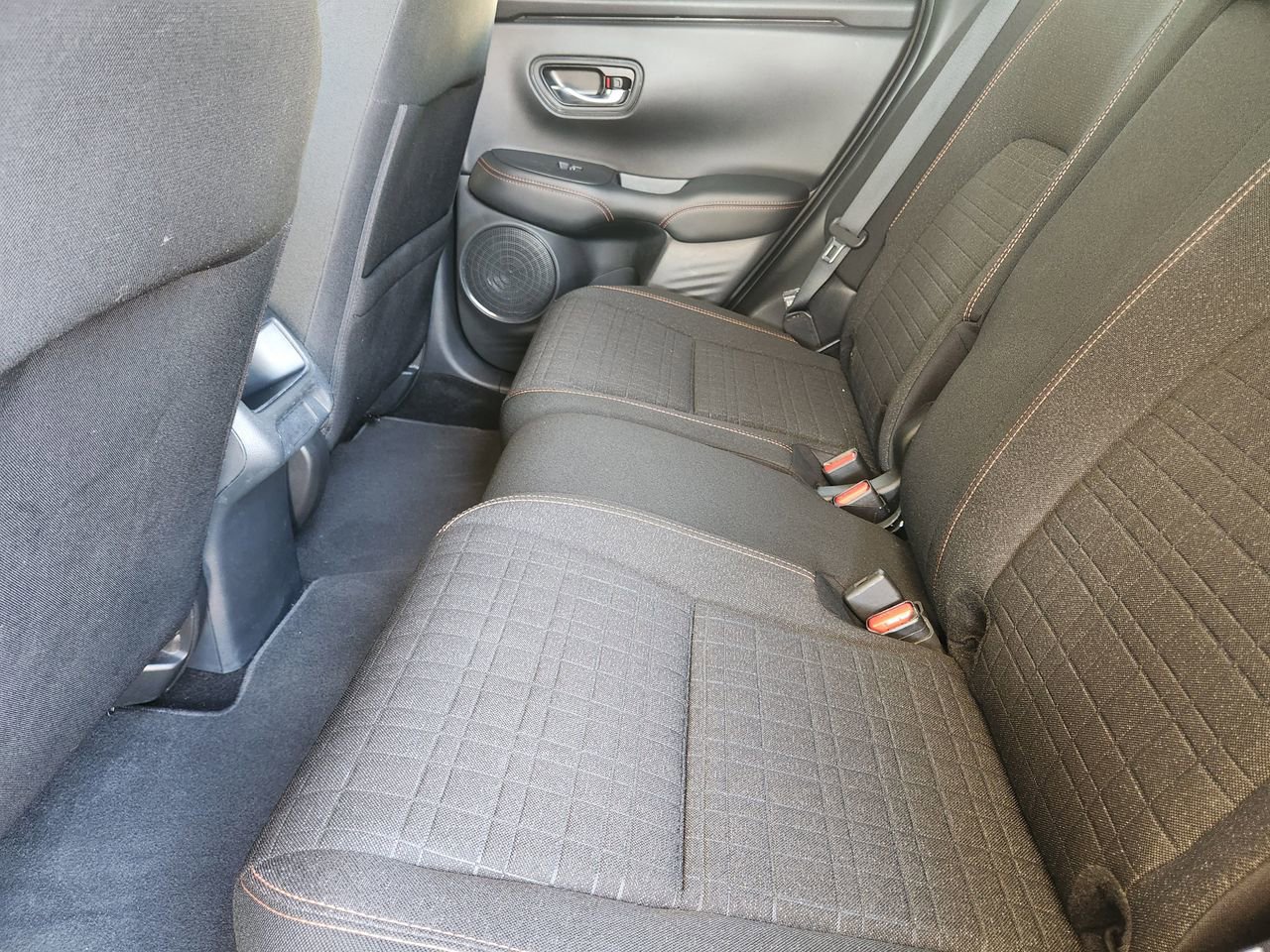 Used 2025 Honda HR-V Sport image 28