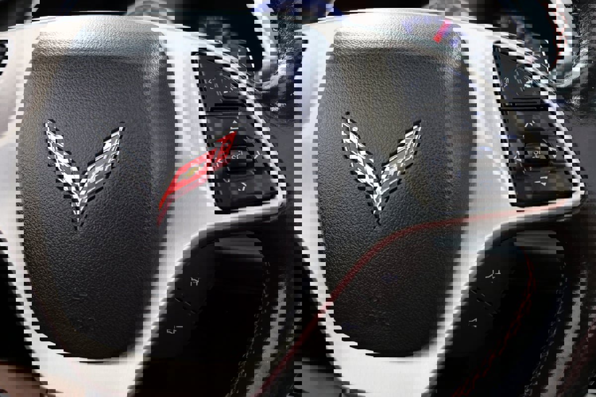 Used 2016 Chevrolet Corvette Z06 w/ 3LZ Preferred Equipment Group image 26