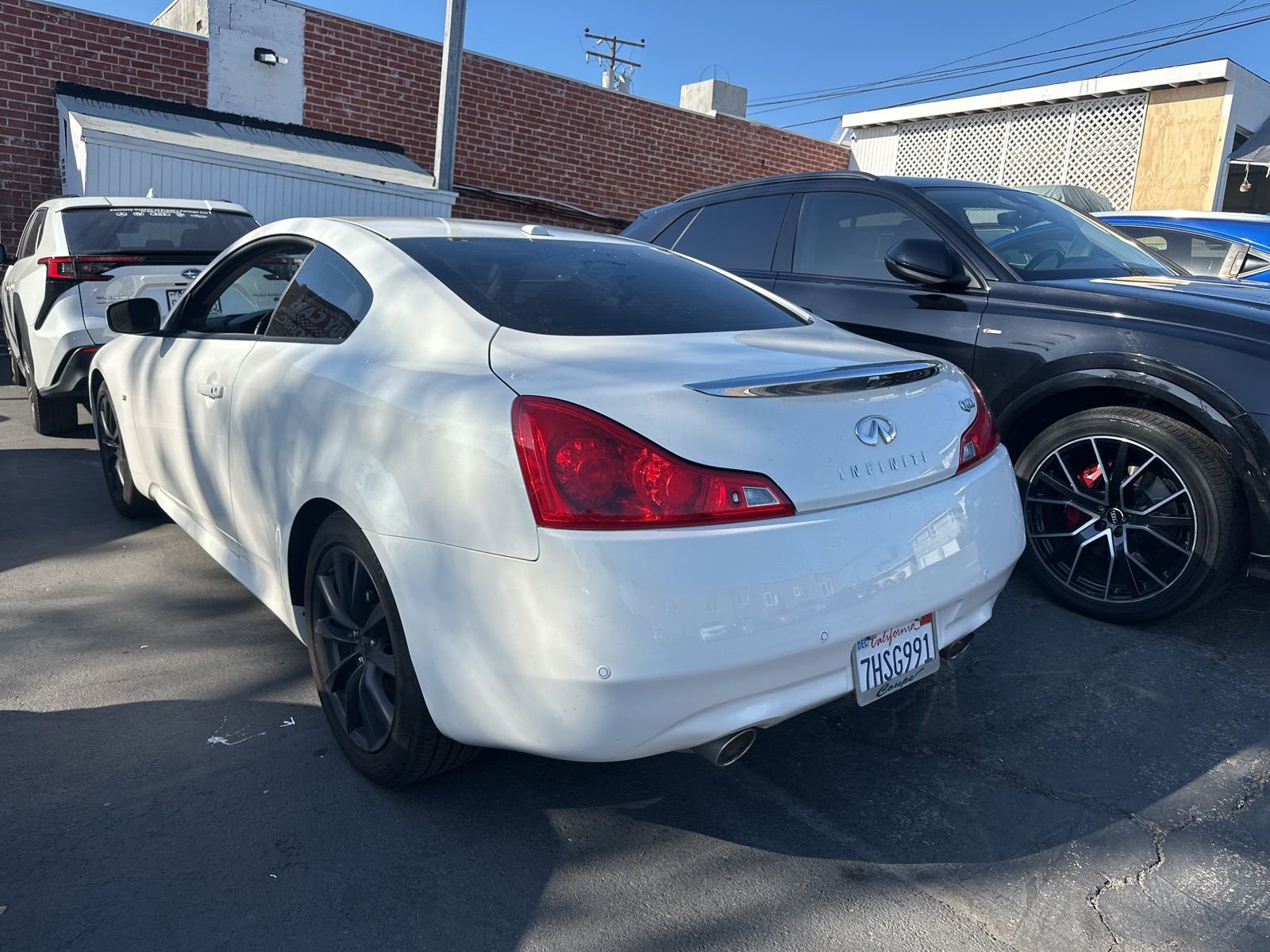 Used 2014 INFINITI Q60 Journey w/ Premium Package image 9