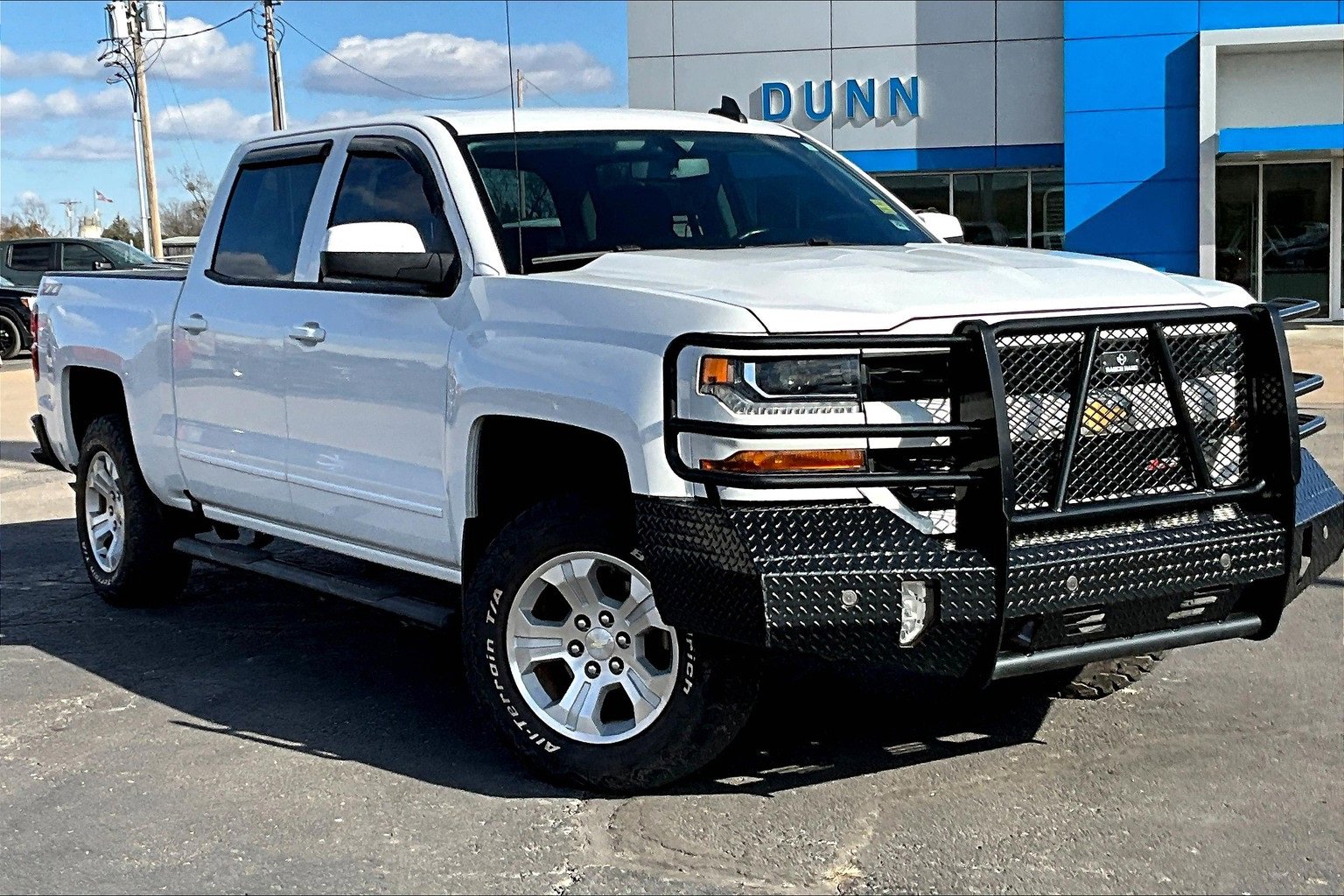 Used 2018 Chevrolet Silverado 1500 LT w/ Texas Edition image 9