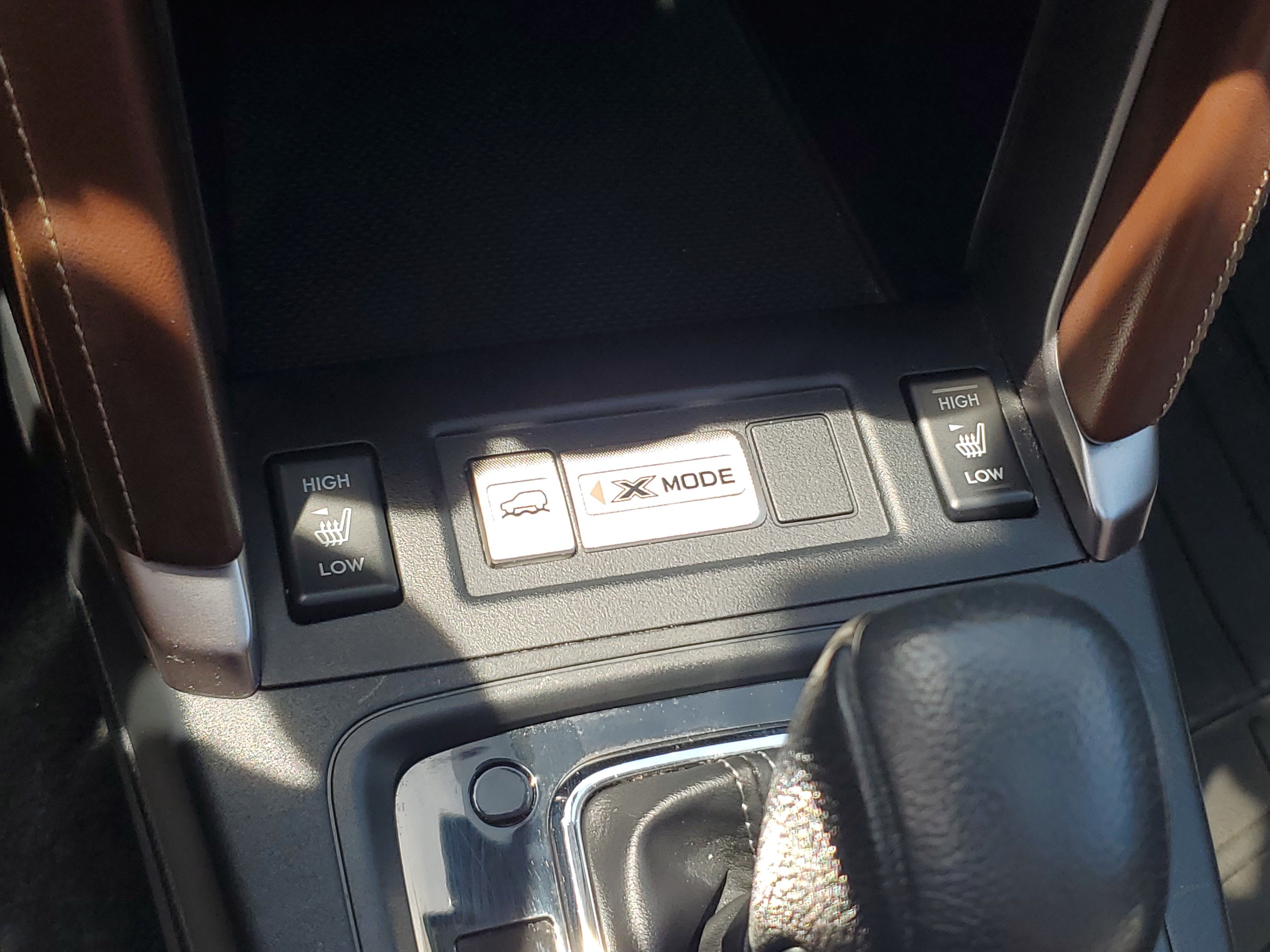 Used 2018 Subaru Forester 2.5i Touring w/ Popular Package #3B AWD/4WD image 28