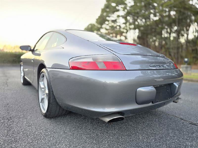 Used 2003 Porsche 911 Carrera image 6