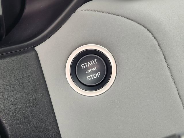 Used 2026 Land Rover Range Rover Velar Dynamic SE image 19