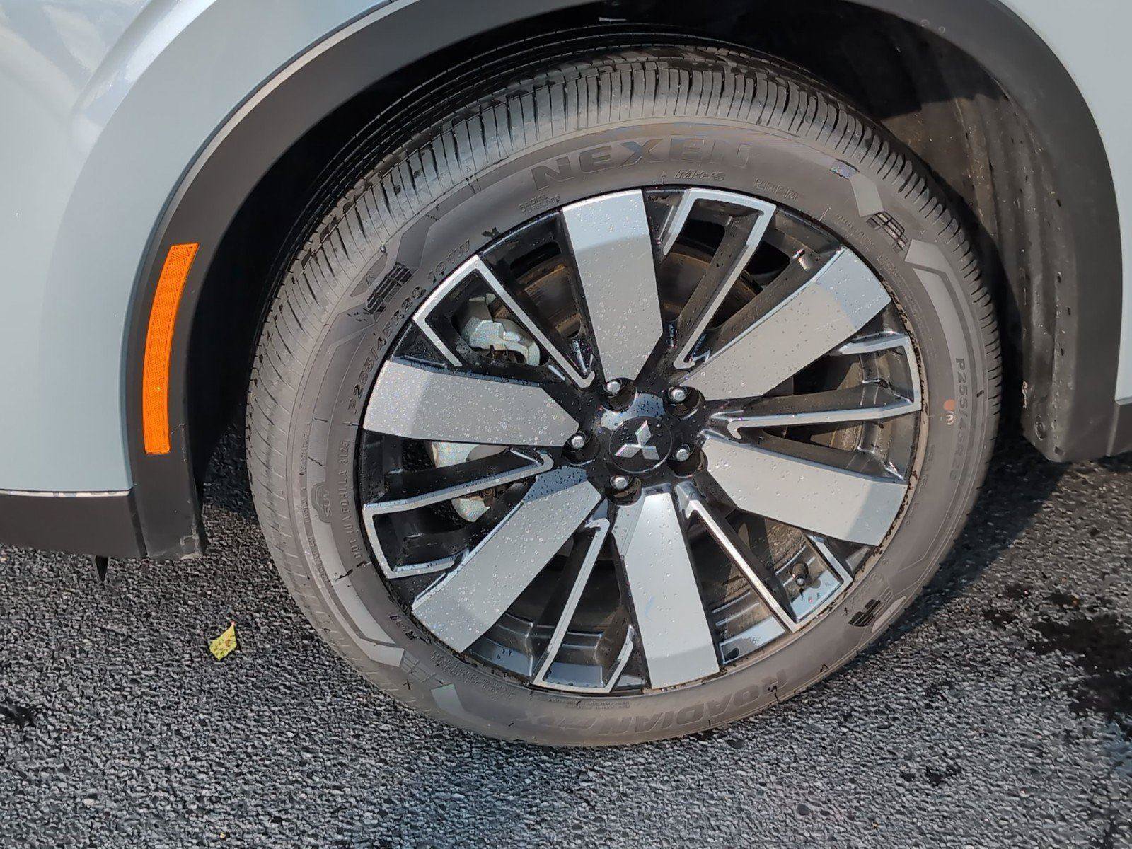 Used 2026 Mitsubishi Outlander SE AWD/4WD image 10