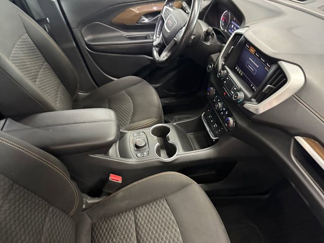 Used 2020 GMC Terrain SLE w/ Driver Convenience Package image 4
