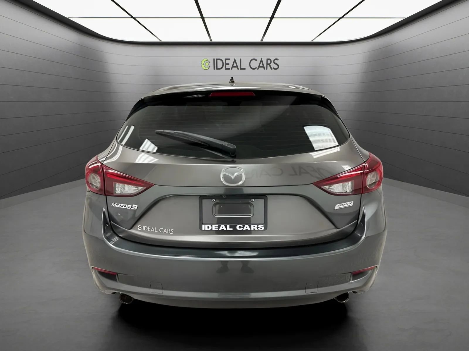 Used 2018 MAZDA MAZDA3 Sport FWD image 6