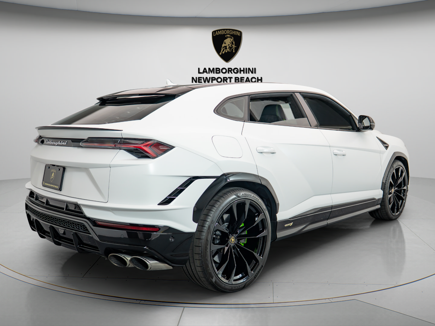 Used 2023 Lamborghini Urus S AWD/4WD image 6