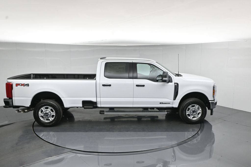 New 2026 Ford F350 XLT w/ FX4 Off-Road Package AWD/4WD image 40