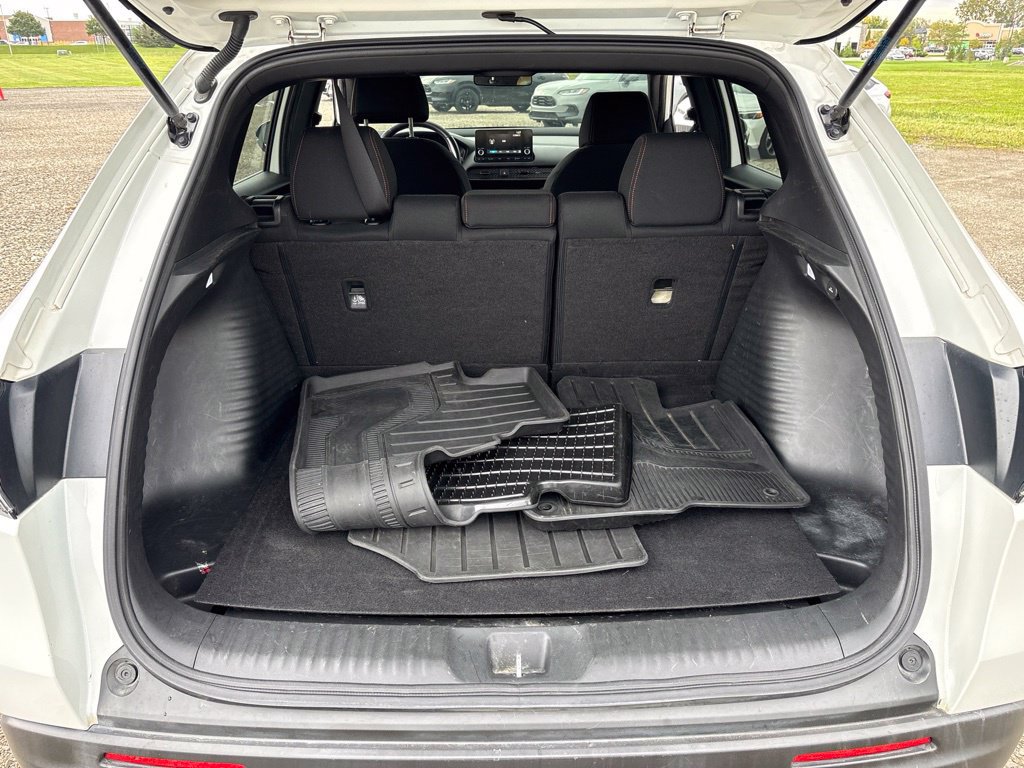 Used 2024 Honda HR-V Sport image 9