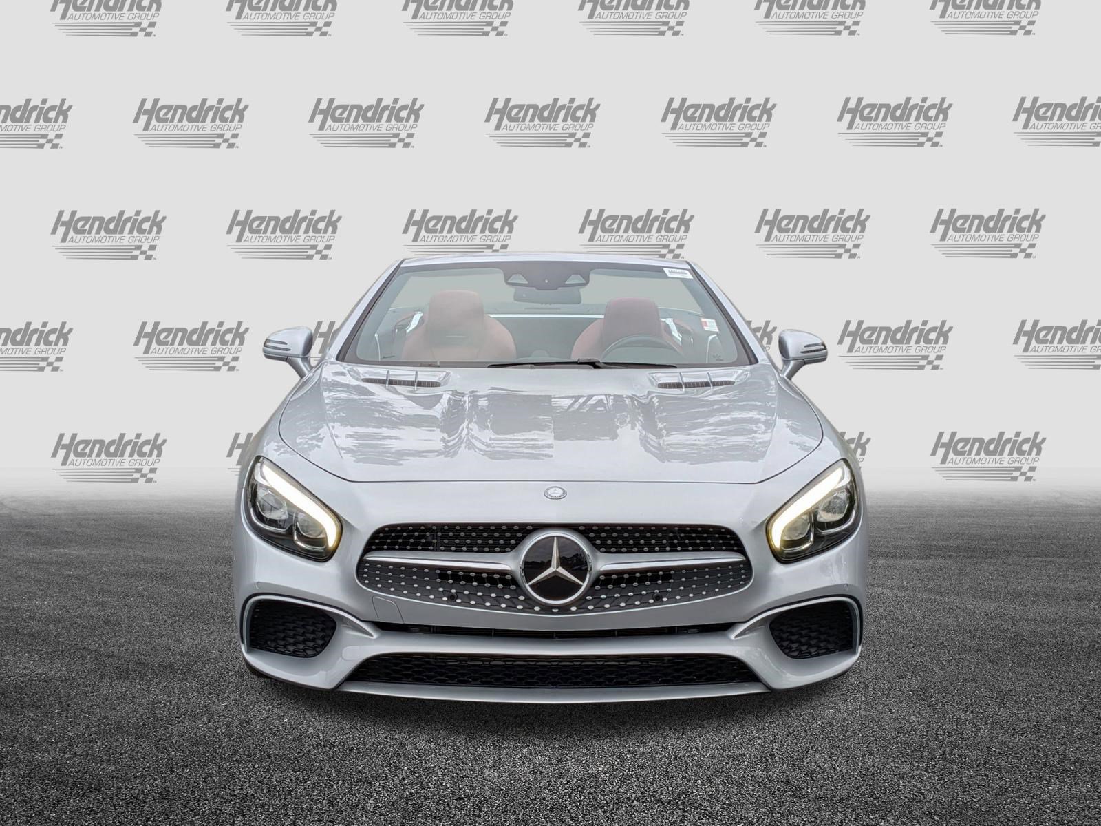 Used 2017 Mercedes-Benz SL 450 image 3