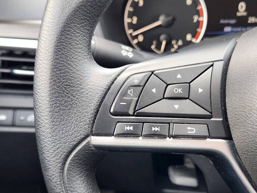 Used 2025 Nissan Altima 2.5 SV image 27