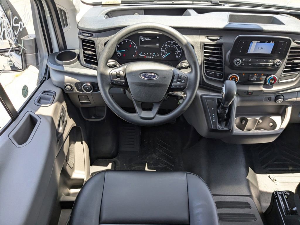 New 2025 Ford Transit 250 148 Medium Roof image 17