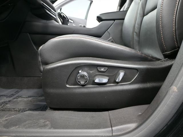 Used 2023 Cadillac XT4 Sport image 22