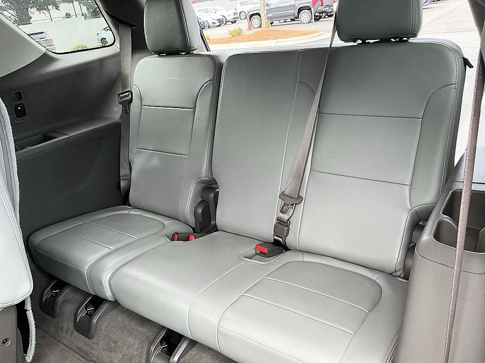 Used 2018 Chevrolet Traverse LT FWD image 23