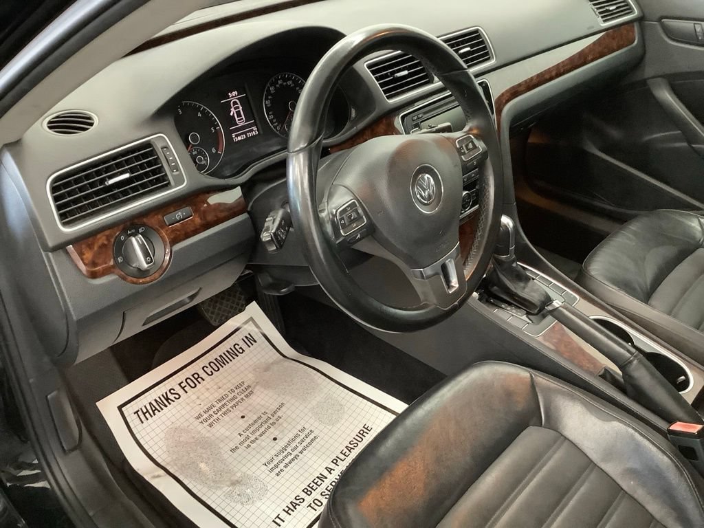 Used 2013 Volkswagen Passat TDI SEL Premium FWD image 13