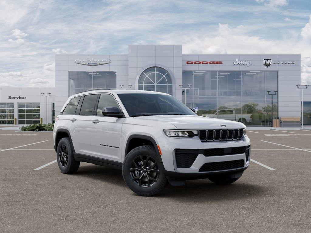 New 2026 Jeep Grand Cherokee Altitude image 5