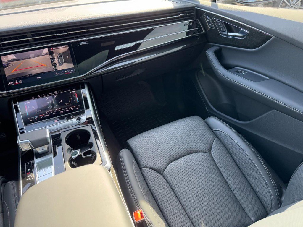 Used 2025 Audi Q7 3.0T Prestige w/ Prestige Package image 15