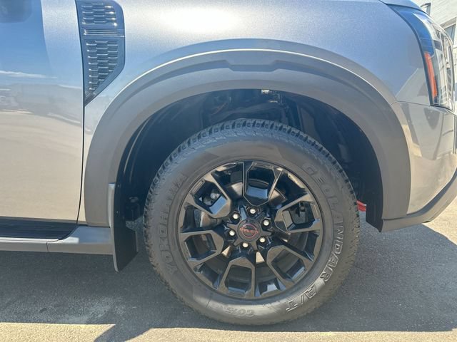 Used 2025 Nissan Armada PRO-4X AWD/4WD image 12