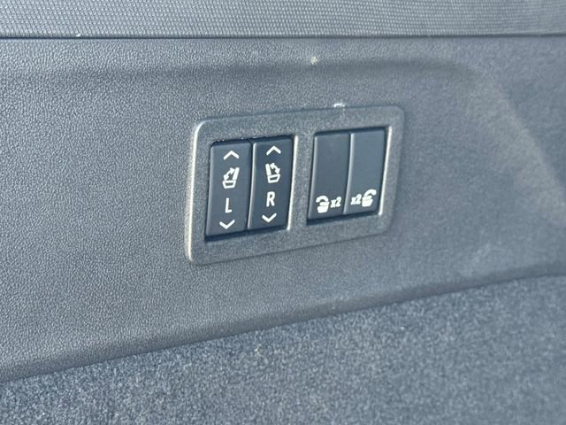 Certified 2025 Cadillac Escalade IQ Sport 1 AWD/4WD image 6