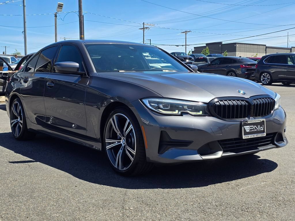 Used 2021 BMW 330e w/ Convenience Package RWD image 7