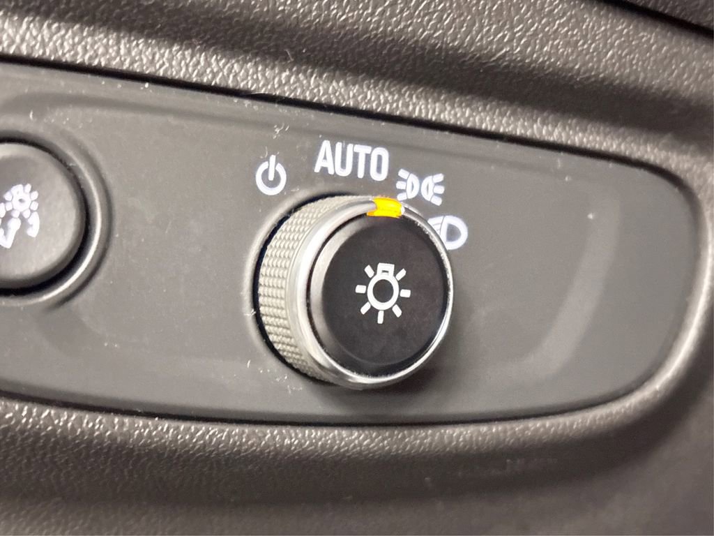 Used 2022 Chevrolet Equinox LT image 27