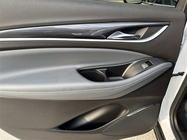 Used 2023 Buick Enclave Essence w/ Experience Buick Package image 10