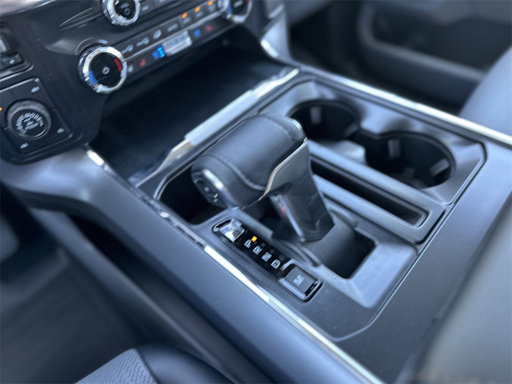 New 2025 Ford F150 Lariat w/ Equipment Group 502A High image 32