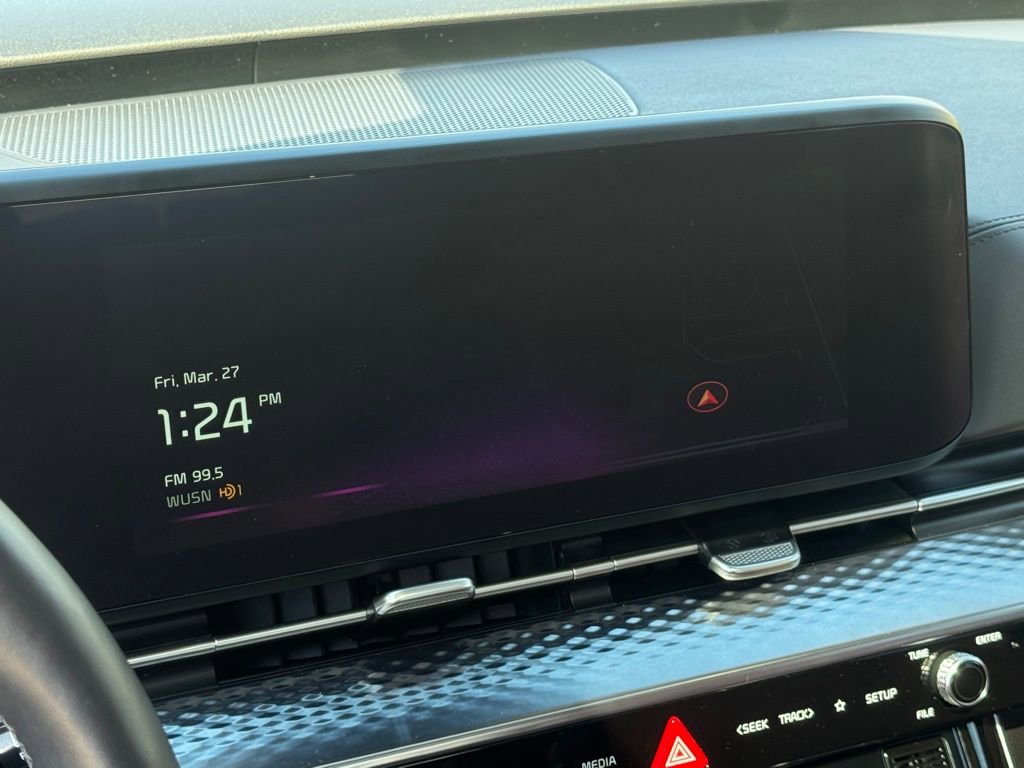 Used 2024 Kia Carnival SX Prestige image 13