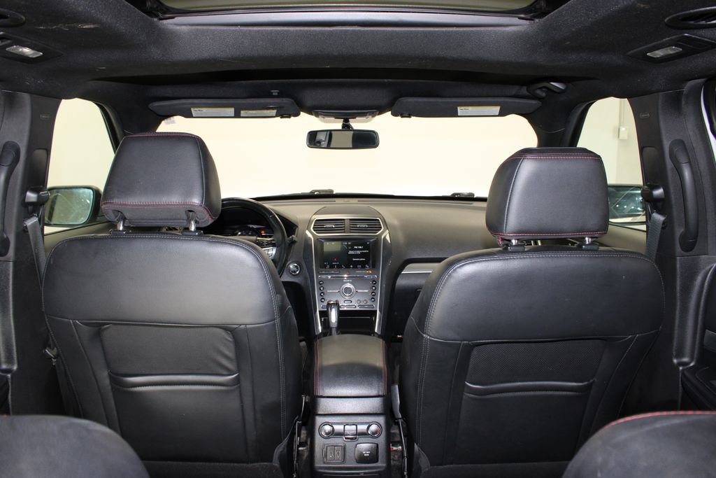Used 2017 Ford Explorer Sport w/ Equipment Group 401A AWD/4WD image 12