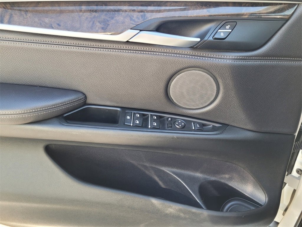 Used 2018 BMW X5 xDrive35d w/ M Sport Package image 23