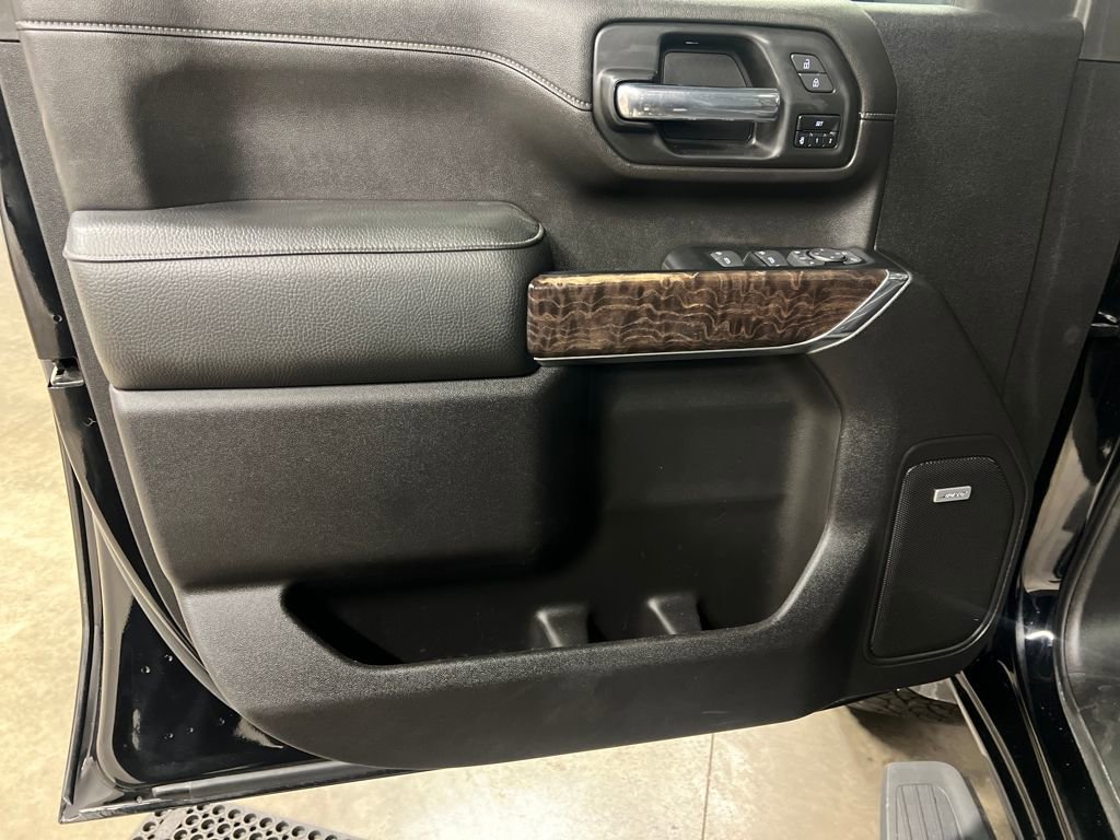 Used 2023 GMC Sierra 3500 Denali w/ Denali Ultimate Package image 14