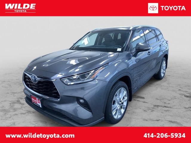 Used 2023 Toyota Highlander Limited