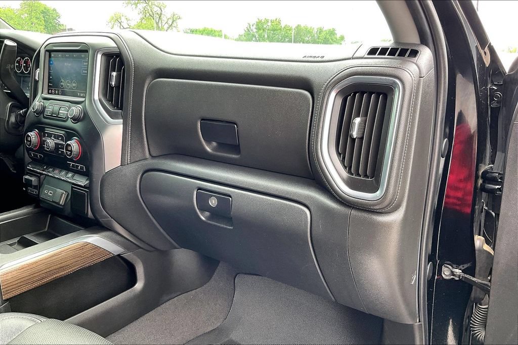 Used 2019 Chevrolet Silverado 1500 RST w/ True North Edition AWD/4WD image 21